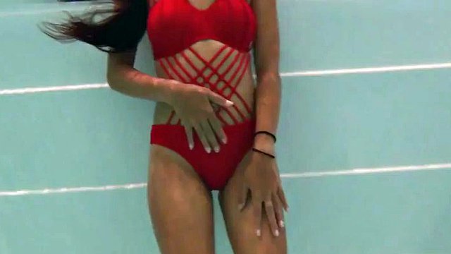 Amateur couple with big ass thai girlfriend have jacuzzi fun