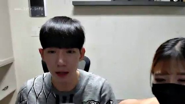korean girlfriend shows her huge tits on cam