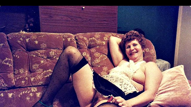ILoveGrannY homemade amateur granny slideshow