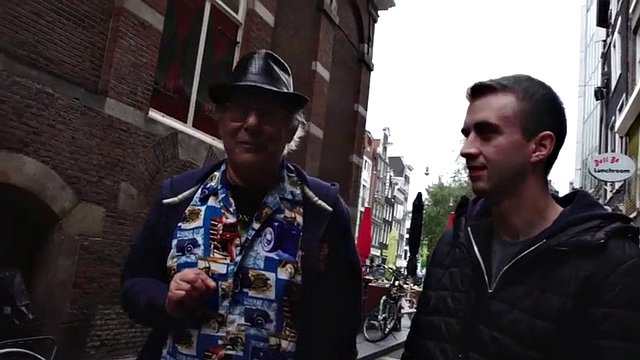vraie pute se fait éjaculer