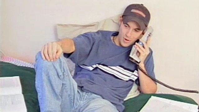 After hanging up on the phone, 21-year-old boy Sean Storm feels the need to jerk off instead of studying. He pushes the books aside and starts rubbing his bundle. Then he slowly peels off his shirt to reveal a gorgeous bundle of six.