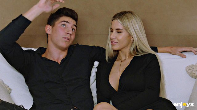 Ema Karter Craves Dirty Talk Before Hardcore Pounding