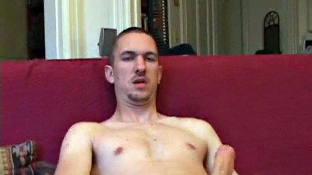 Cutie Casper Coxx is back for another solo handjob and damn this guy has a big dick. He starts with his clothes on and we can see the bulge in his pants. Then he undresses, oils himself up and starts stroking his flesh.
