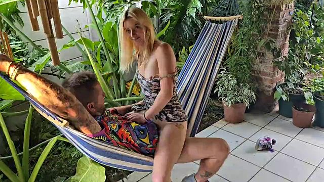 Sparowdox Pounds Slutty Hentai Girlfriend