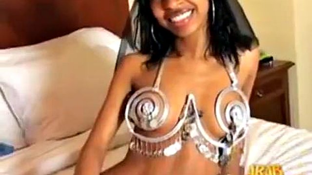 Arab Street hooker Jordan: Big Ass, Blowjob & Amateur Porn