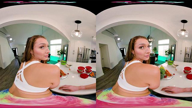 Bella Rolland Plug Life: porno VR con tette grandi, culo grosso e pompini