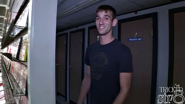 Amateur str8 fooled into gay gloryhole BJ be4 cumshot