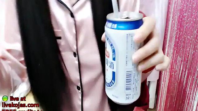 Tiny korean camgirl fucks her nice pussy: Big Tits, Amateur & Babe Porn