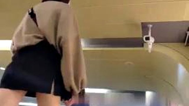 Upskirt