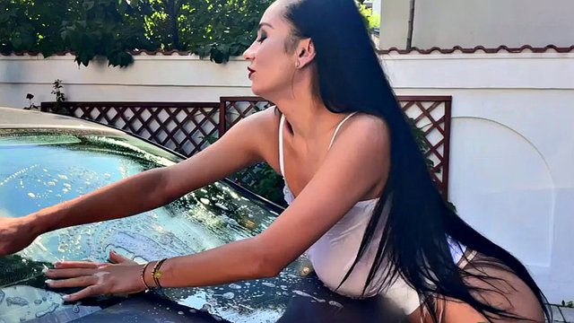 Helen Star: Working at the car wash