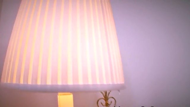 Japonská brunetka babe dostane hit s velkými kozami hardcore