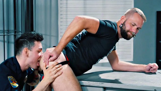 ClubInfernoDungeon Cop Gives Prisoner An Extreme Cavity Search