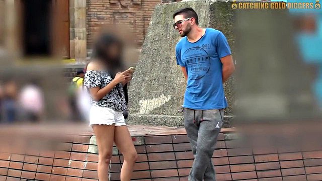 Antonio Mallorca Slams Big-Butt 18-Year-Old Colombian Teen's Pussy