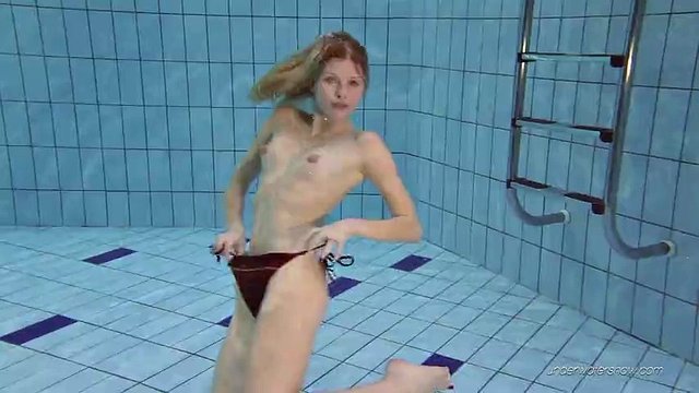 See a beautiful Russian girl Nastya under water