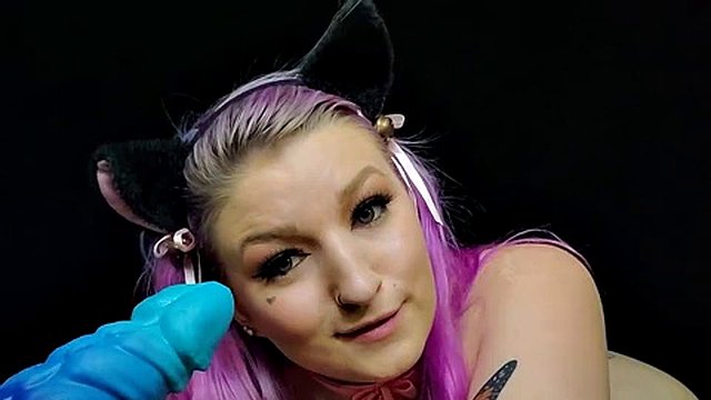 Neko Girl Takes Huge Knotted Dildo