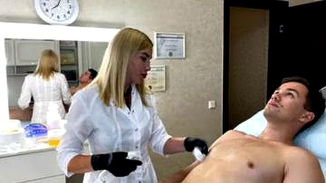 Russian Webcam Model's Revelations During Full Depilation