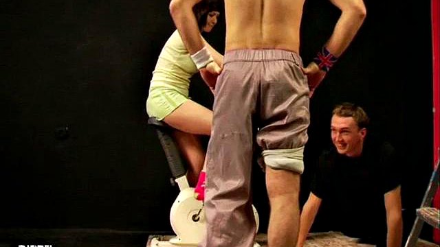 Dirtyspank-3: Hardcore, fetiš a porno výprask