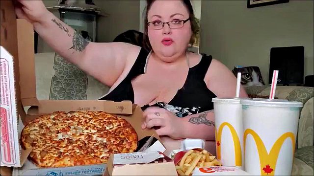 Ssbbw massive stuffing session: Big Ass, Solo & Big Belly Porn