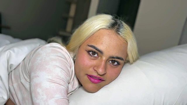 My Stepsister’s Best Friend and I Shared a Bed and Things Got Intense Creampie