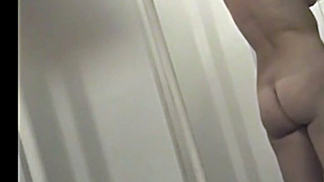 stepmom shaves her pussy in the shower on vacation