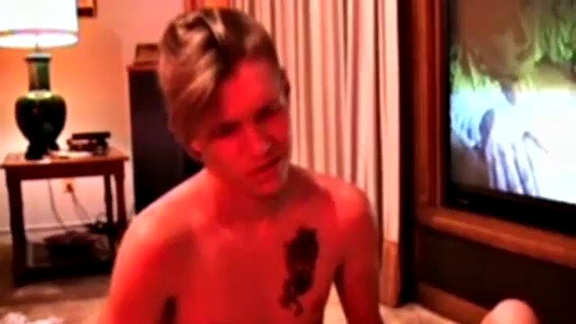 Alex and Johnny are a couple of cute 18 year olds, who get together for some hot sex. Skateboarder Johnny convinces Alex to melt down and plunges his big hard cock deep into her tight ass.