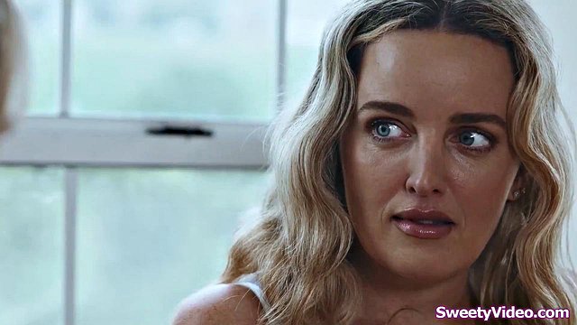 Charlie Forde and Lilly Bell Ride Serena Hill and Sonia Bella's Faces in Fierce Ass-Lick