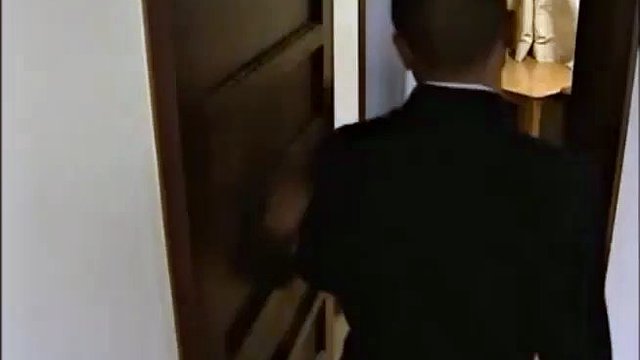 la madre tiene una aventura