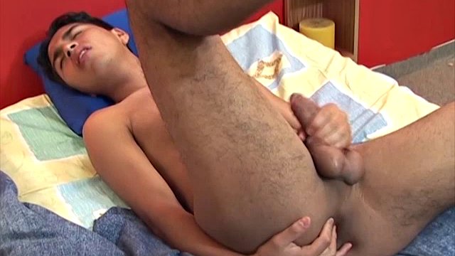 Latin hunk Bernard wakes up with a box of morning firewood and decides to take the stress off. The blankets come off and he strips naked. A cute boy fucking him would be perfect right now, but his finger will do too.