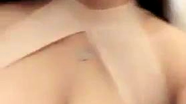Korean cam babe licks her big tits: Amateur, Asian & Solo Porn