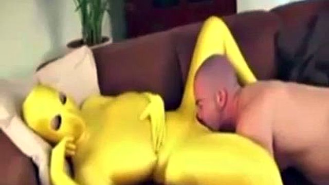 Huge Tits Terry Nova Fuck Yellow Latex: Big Tits, Big Ass & Blowjob Porn