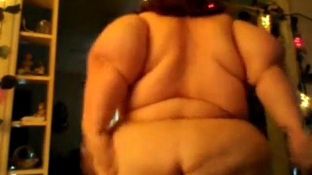 ssbbw dancing