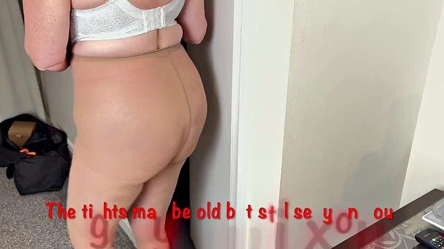Mrs Mature Feet stripping ogg her old work tights