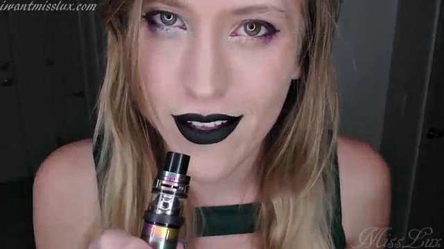 Smoking: Eporner, Solo & Fetish Porn