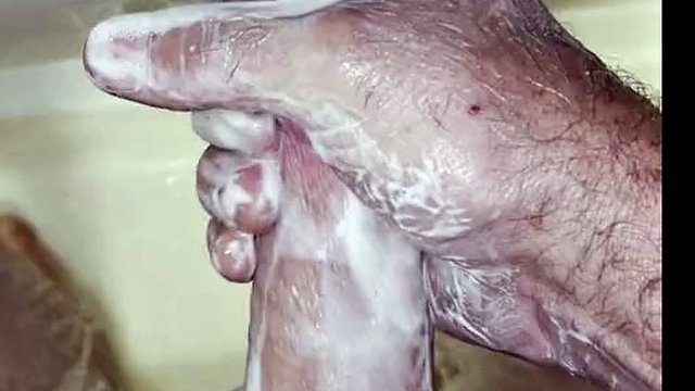 Jerk off in the shower