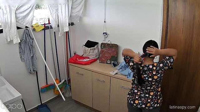 Big-Butt MILF Booty Prize
