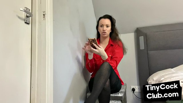 SPH solo domina humiliates pathetic cocks from her phone